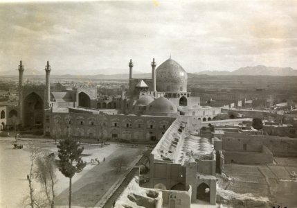 ETH-BIB-Grosse Moschee von Isfahan-Persienflug 1924-1925-LBS MH02-02-0160-AL-FL photo