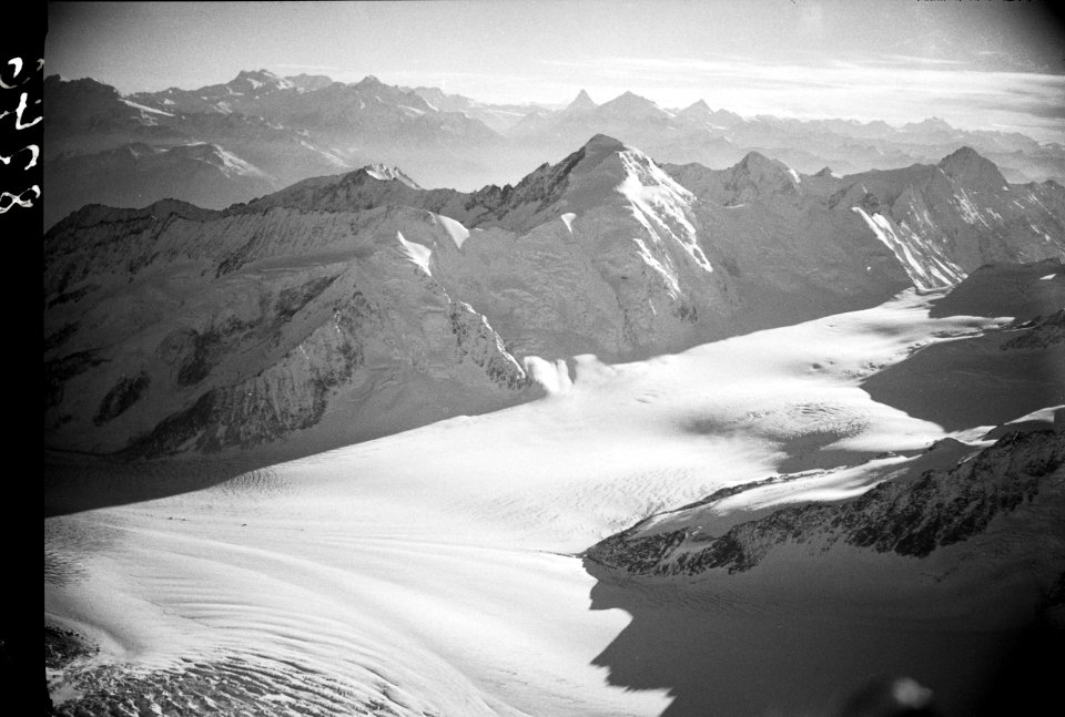 ETH-BIB-Grosser Aletschgletscher, Aletschhorn, Walliseralpen-Inlandflüge-LBS MH01-008246