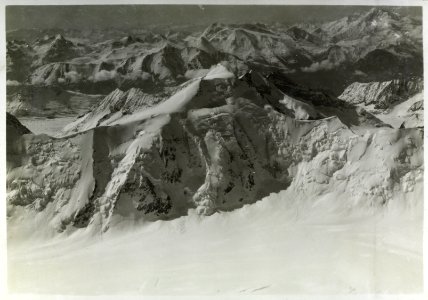 ETH-BIB-Grosses Aletschhorn, Monte Leone v. N. aus 5000 m-Inlandflüge-LBS MH01-000467-AL