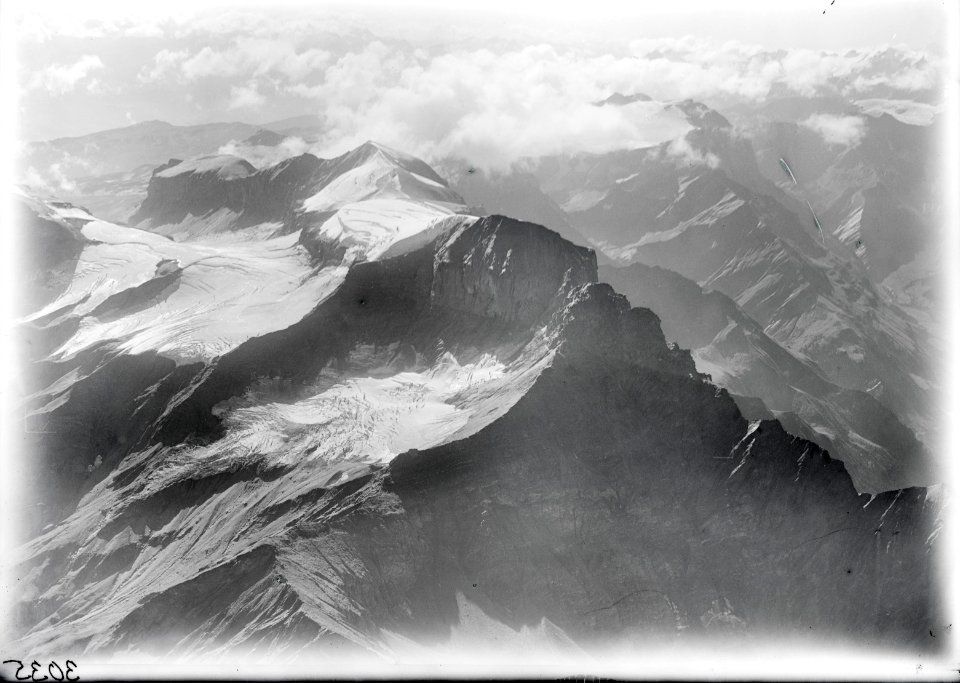 ETH-BIB-Grossi, Schiben, Chline, Gletscher, Piz Sardona, Vorab v. O. aus 3400 m-Inlandflüge-LBS MH01-003035