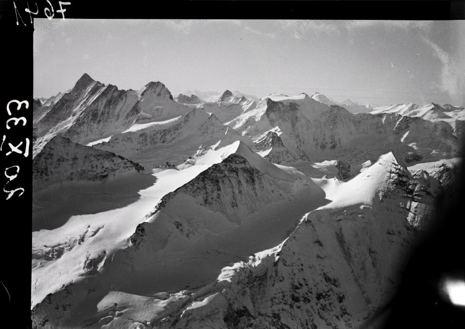 ETH-BIB-Grosses Schreckhorn, Finsteraarhorn-Inlandflüge-LBS MH01-007641
