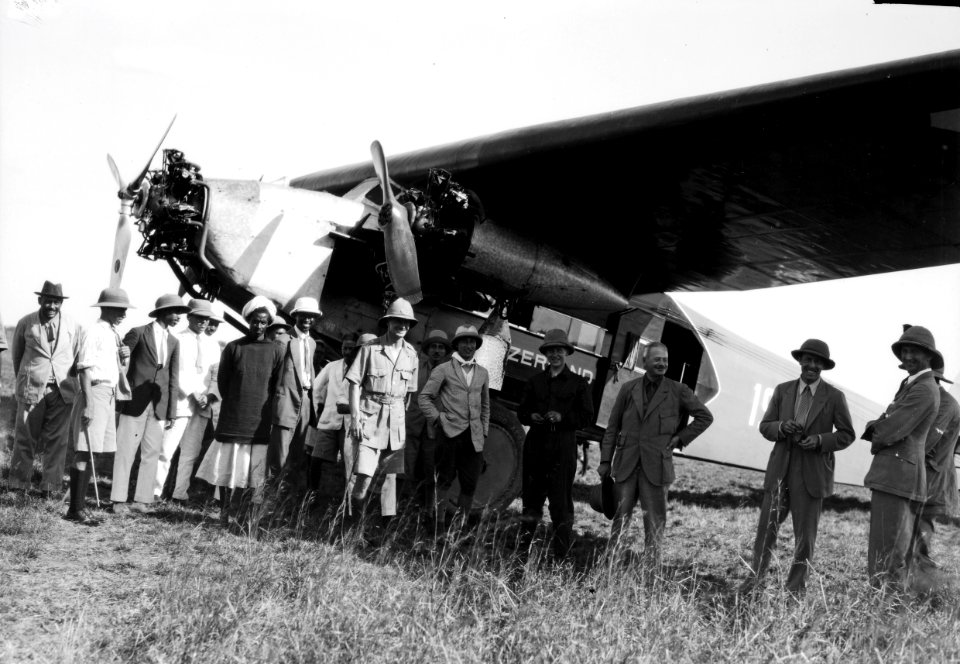 ETH-BIB-Gruppe vor Fokker-Kilimanjaroflug 1929-30-LBS MH02-07-0592