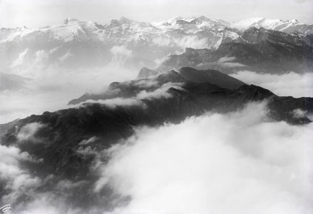 ETH-BIB-Gräfimattgrat, Wildgeisberg, Huetstock, Titlis, Dammastock v. N. aus 3000 m-Inlandflüge-LBS MH01-004682