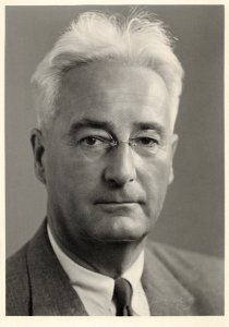 ETH-BIB-Gäumann, Ernst (1893-1963)-Portrait-Portr 00101