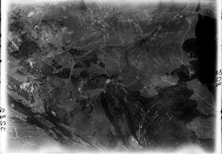ETH-BIB-Günsberg, Niederwil, Balm, Balmberg, Welschenrohr, Rötifluh, Günsberg v. S. O. aus 3000 m-Inlandflüge-LBS MH01-003282
