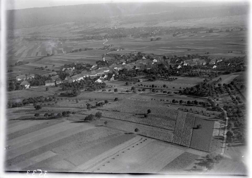 ETH-BIB-Gächlingen aus 400 m-Inlandflüge-LBS MH01-003533