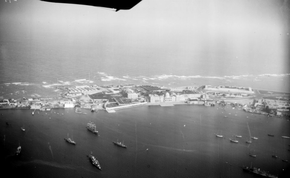 ETH-BIB-Hafen von Alexandria-Kilimanjaroflug 1929-30-LBS MH02-07-0571