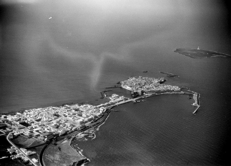ETH-BIB-Hafen an Mittelmeerküste-Kilimanjaroflug 1929-30-LBS MH02-07-0150
