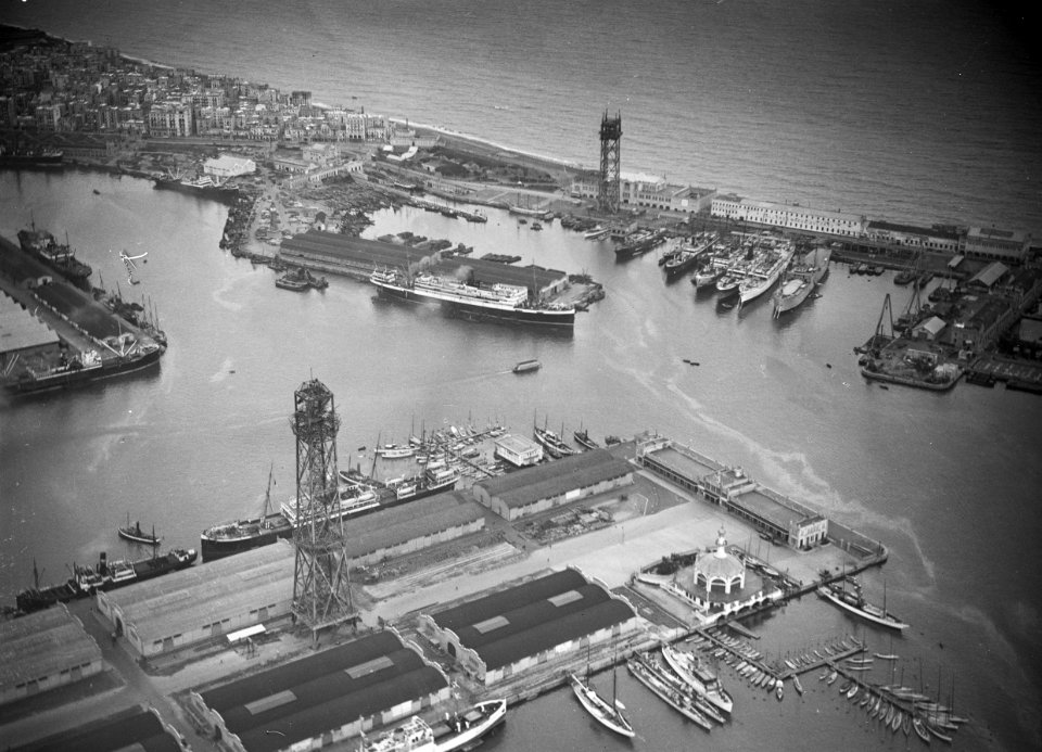 ETH-BIB-Hafen von Barcelona aus der Luft-Tschadseeflug 1930-31-LBS MH02-08-0199