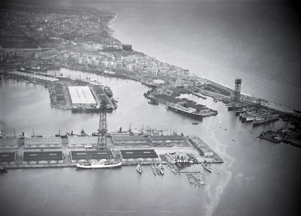 ETH-BIB-Hafen von Barcelona aus der Luft-Tschadseeflug 1930-31-LBS MH02-08-0200