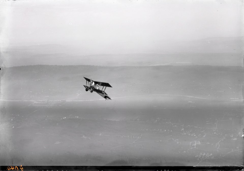 ETH-BIB-Hanriot, HD-1, Jagdeinsitzer, Looping über Altstetten-Inlandflüge-LBS MH01-004044