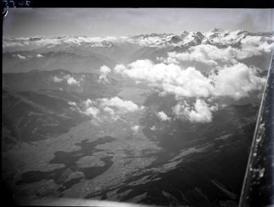 ETH-BIB-Haram, Lahntal, Ebene vor dem Zeller See-Inlandflüge-LBS MH01-007455