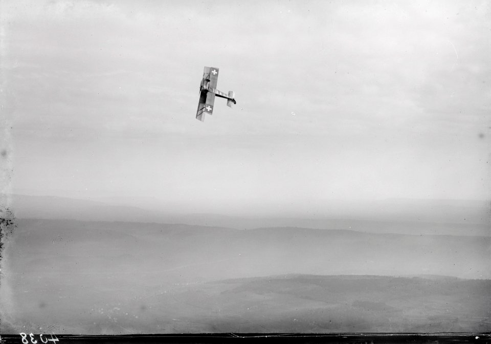 ETH-BIB-Hanriot, HD-1, Jagdeinsitzer, Looping über dem Limmattal aus 600 m-Inlandflüge-LBS MH01-004038