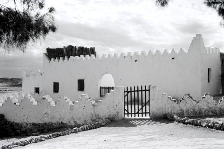 ETH-BIB-Hauseingang in Beni-Abbès-Nordafrikaflug 1932-LBS MH02-13-0216