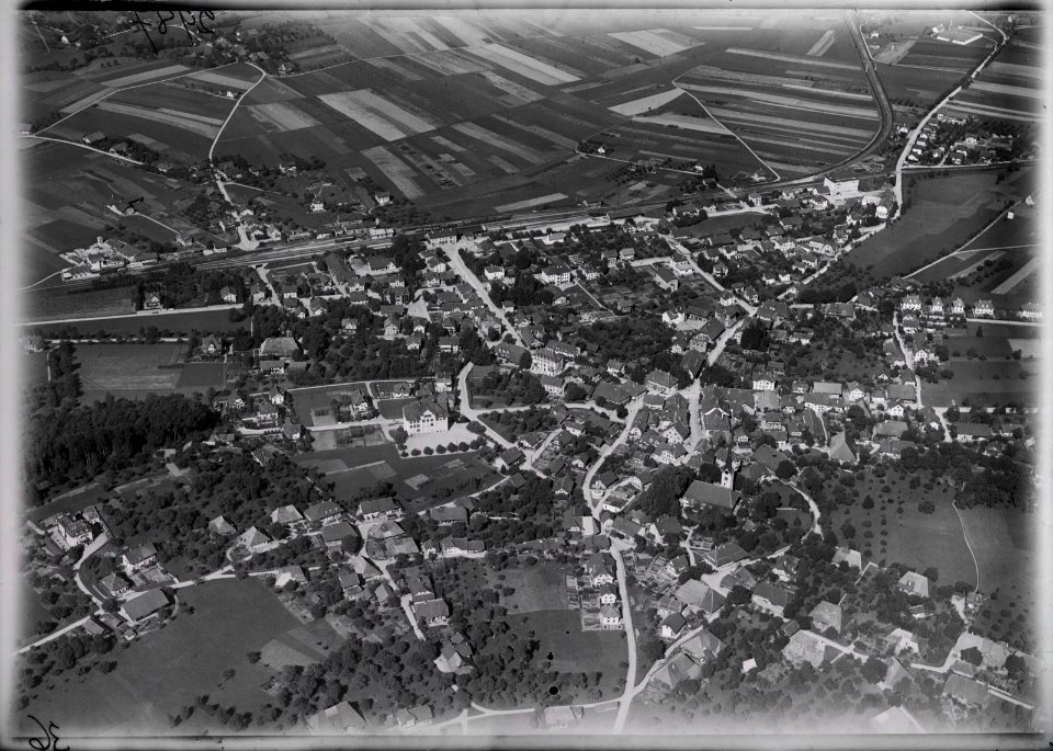 ETH-BIB-Herzogenbuchsee aus 300 m-Inlandflüge-LBS MH01-002987