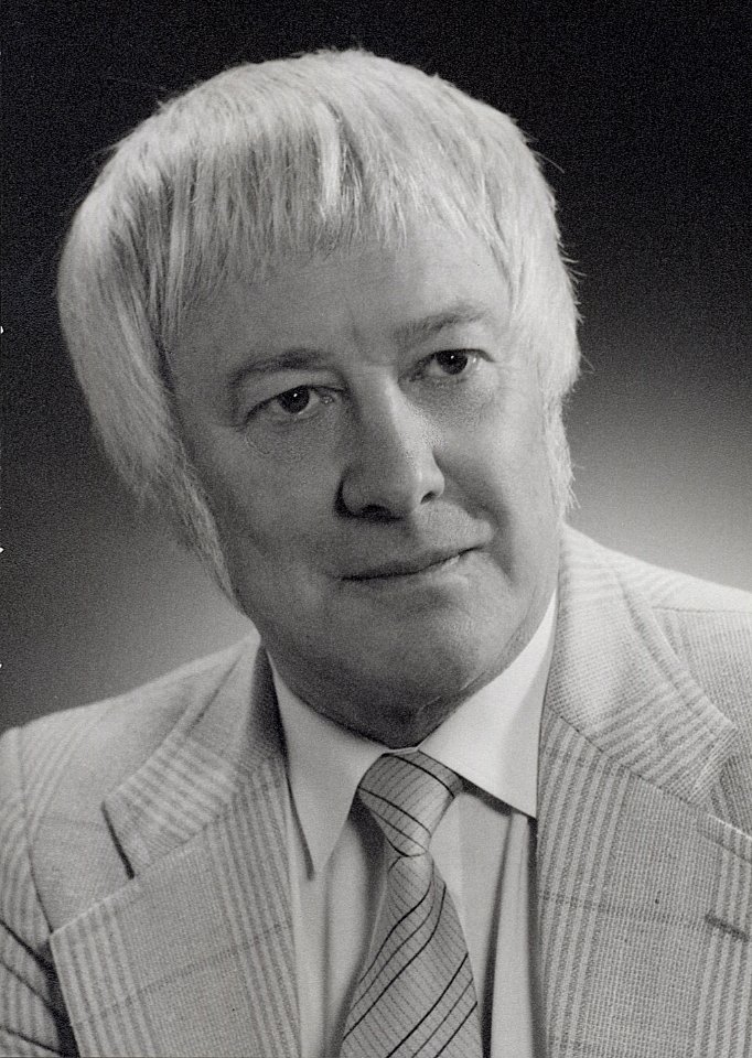 ETH-BIB-Hoesli, Heinrich Bernhard (1923-1984)-Portr 13233