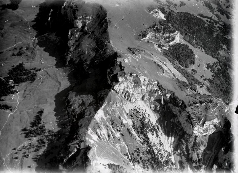 ETH-BIB-Hoher Kasten, Kamor v. S. W. aus 3200 m-Inlandflüge-LBS MH01-001150