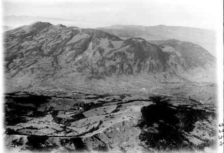 ETH-BIB-Hochstuckli, Sattel, Rossberg v. S. O. aus 3000 m-Inlandflüge-LBS MH01-002379