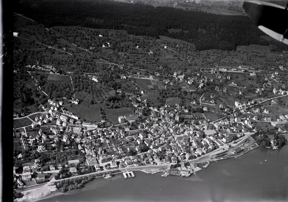 ETH-BIB-Horgen aus 800 m-Inlandflüge-LBS MH01-001788