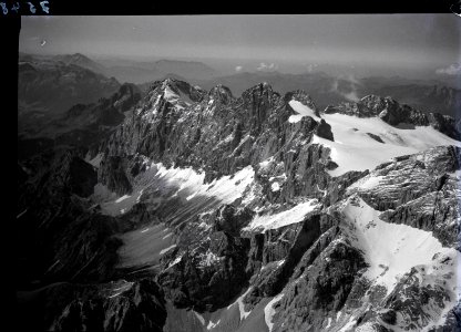 ETH-BIB-Hoher Dachstein, Südwand-Inlandflüge-LBS MH01-007548