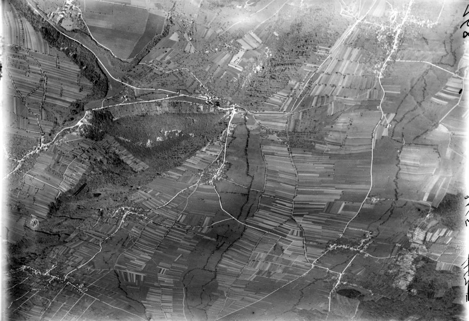 ETH-BIB-Hofstetten-Flüh, Bättwil, Benken v. S. W. aus 3000 m-Inlandflüge-LBS MH01-003165