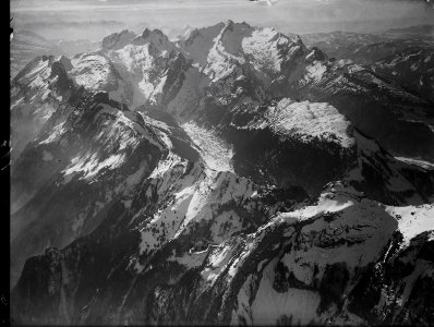 ETH-BIB-Hoher Kasten, Säntis v. O. aus 3000 m-Inlandflüge-LBS MH01-000117
