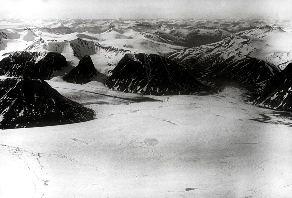ETH-BIB-Horbye-Gletscher (Quartier Culm) von Osten aus 1400 m Höhe-Spitzbergenflug 1923-LBS MH02-01-0013