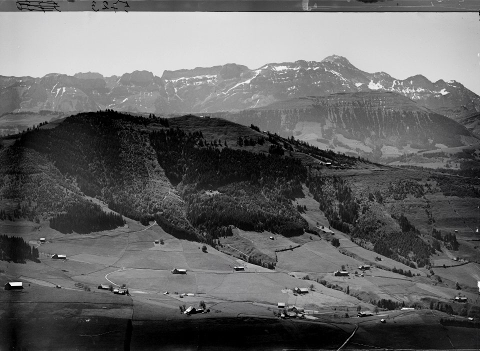 ETH-BIB-Hundwilerhöhi, Säntis v. N. W. aus 1200 m-Inlandflüge-LBS MH01-005723
