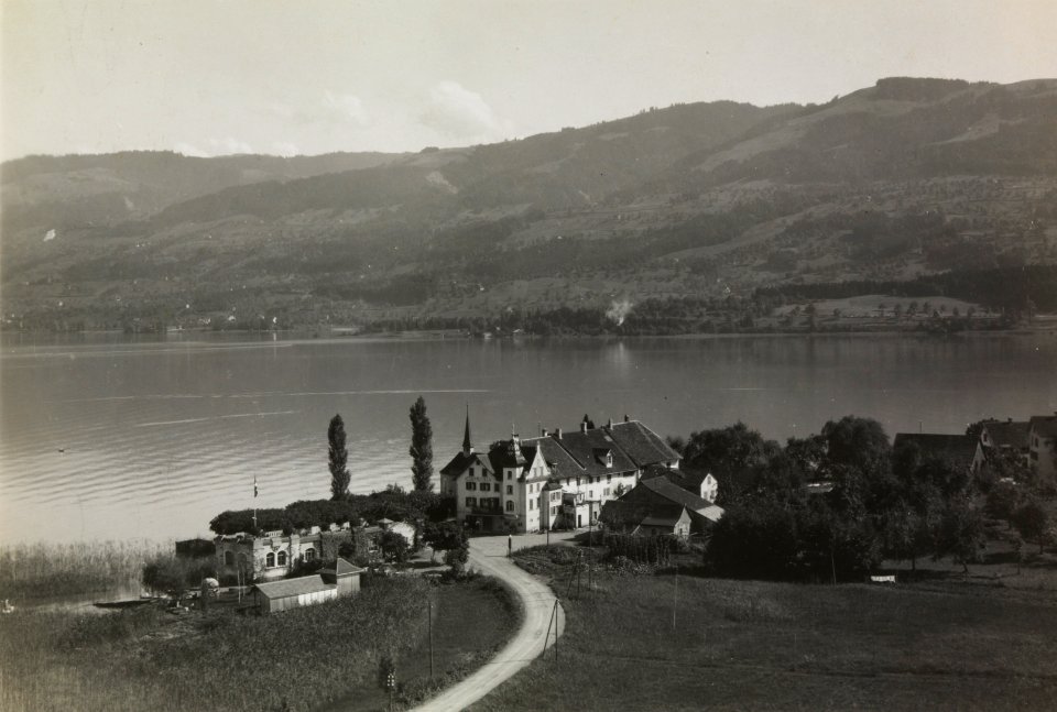 ETH-BIB-Hurden (Gemeinde Freienbach), Hotel Adler-Inlandflüge-LBS MH03-1429
