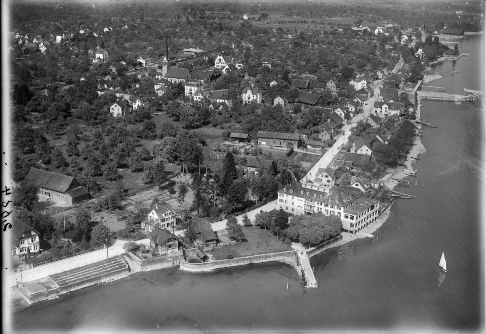 ETH-BIB-Horn mit Bad aus 100 m-Inlandflüge-LBS MH01-002684
