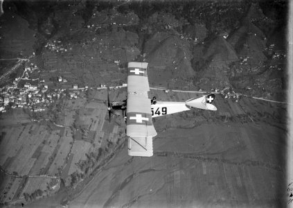 ETH-BIB-Häfeli DH-3 M IIIa, CH-549 über Magadinoebene, Cugnasco aus 600 m-Inlandflüge-LBS MH01-001324