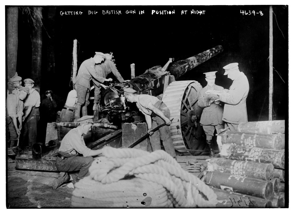 Getting big British Gun in position at night LCCN2014719488