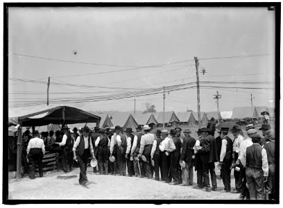 GETTYSBURG REUNION- G.A.R. & U.C.V. SCENES AT THE ENCAMPMENT LCCN2016864725