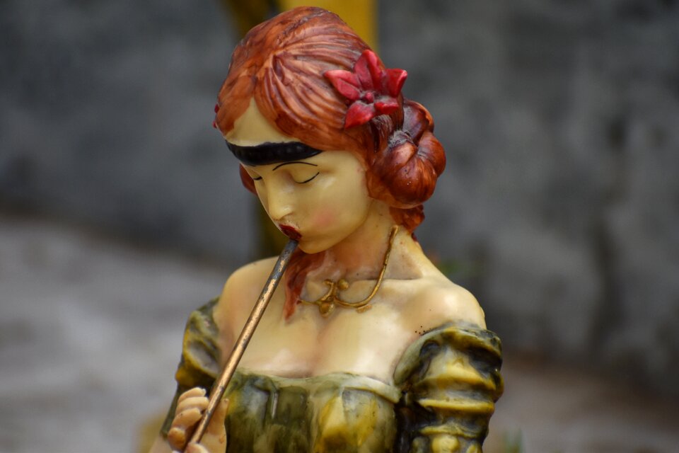 Woman red hair figurine
