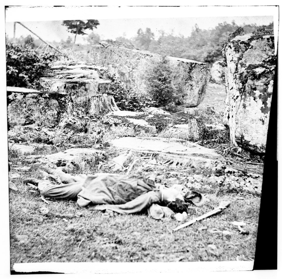 Gettysburg, Pennsylvania. Dead Confederate sharpshooter LOC cwpb.00898