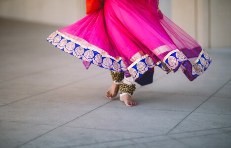 Dancing foot dress