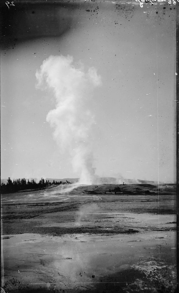 Geyser in Yellowstone National Park - NARA - 516999