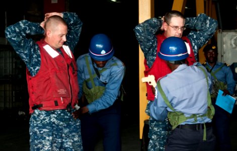 Ghanaian sailors practice search techniques. (8227414866)