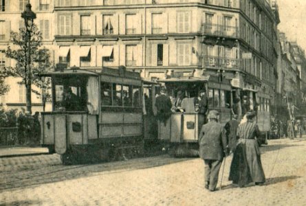 GI 472 - PARIS - Le Faubourg du Temple (détail)