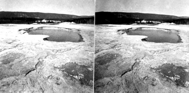 GiantessGeyserCraterYNP1872Jackson