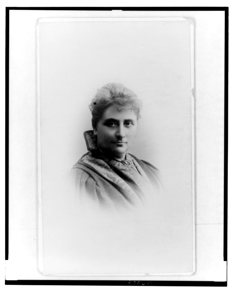 Gina Krog, Norwegian feminist, head-and-shoulders portrait, facing front) - L. Forbech LCCN2004679855