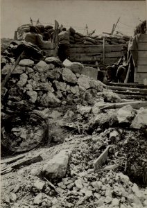 Gipfelstellung am VRSIC. Aufgenommen am 27. Juli 1916. (BildID 15478689)