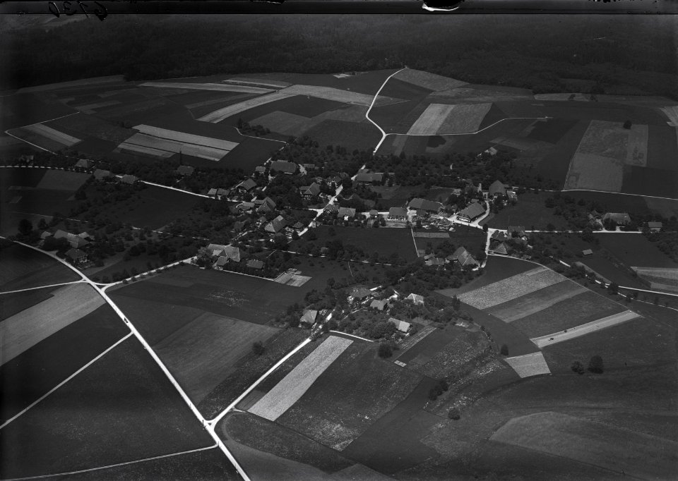ETH-BIB-Iffwil v. S. aus 250 m-Inlandflüge-LBS MH01-006130