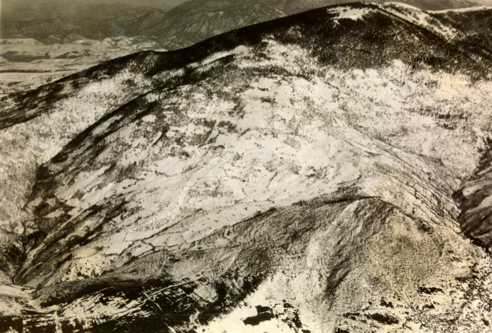 ETH-BIB-Hügellandschaft-Persienflug 1924-1925-LBS MH02-02-0233-AL-FL