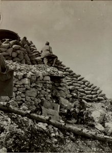 GIPFELSTELLUNG am VRSIC. Aufgenommen am 27. Juli 1916. (BildID 15478703)