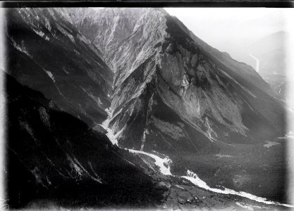 ETH-BIB-Illgraben bei Leuk aus 1500 m-Inlandflüge-LBS MH01-004419