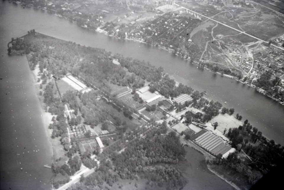 ETH-BIB-Insel Gänsehäufel in der Alten Donau bei Wien-Weitere-LBS MH05-84-07