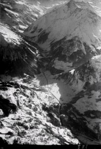 ETH-BIB-Innertkirchen, Aareschlucht, Grimsel, Haslital aus 3800 m-Inlandflüge-LBS MH01-000281