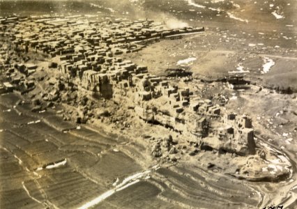 ETH-BIB-Izadkhast aus 200 m Höhe-Persienflug 1924-1925-LBS MH02-02-0177-AL-FL
