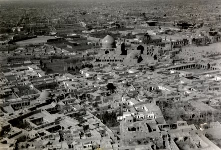 ETH-BIB-Isfahan (grosse Moschee) aus 300 m Höhe-Persienflug 1924-1925-LBS MH02-02-0148-AL-FL photo